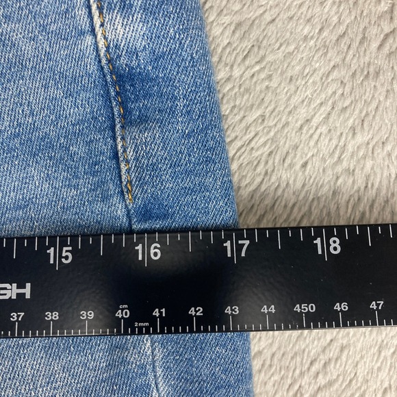 7 For All Mankind Roxanne Ankle Jeans Distressed Raw Edge Light Wash Size 27 - Picture 10 of 16